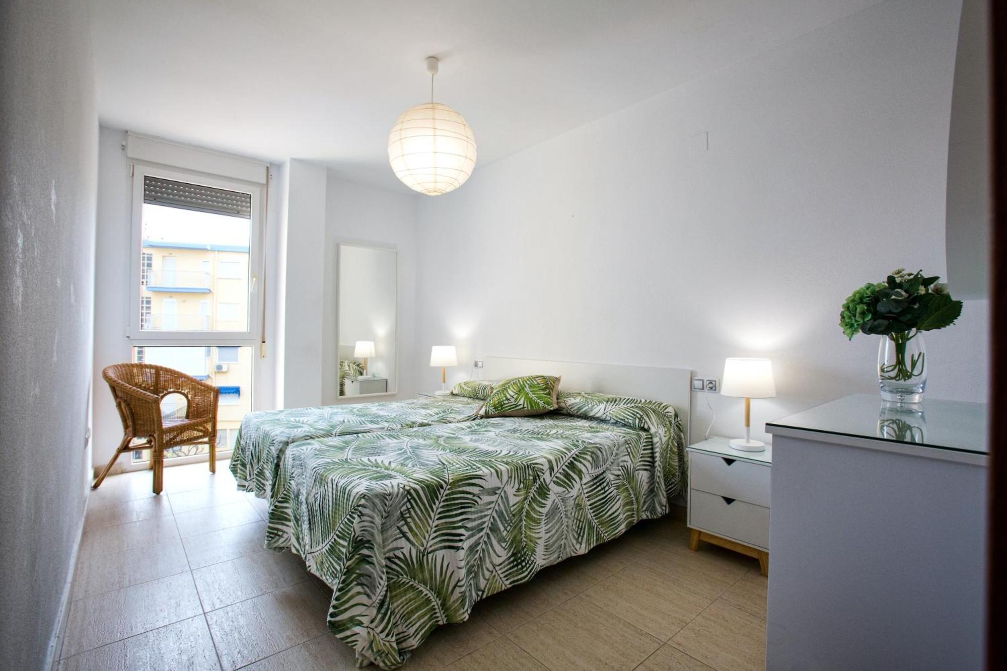 Zurich 47 By Homeprive Denia Bagian luar foto